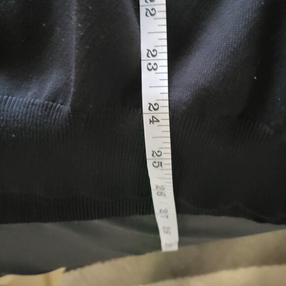 Jones New York Essentials Black Turtleneck Sleeveless Top - 1X - Picture 5 of 5